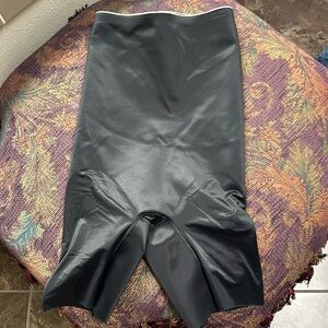 Chantelle Black Shapewear